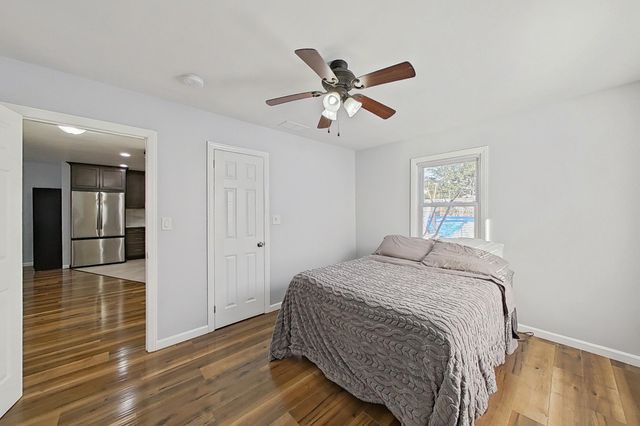 127 IOZIA TERRACE, Elmwood Park, NJ 07407