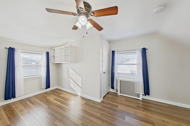 127 IOZIA TERRACE, Elmwood Park, NJ 07407