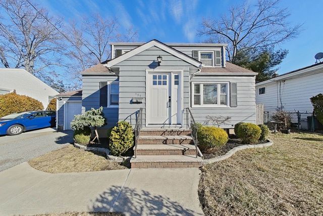 127 IOZIA TERRACE, Elmwood Park, NJ 07407