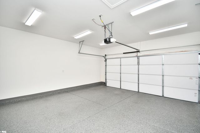 617 Columbus Circle, Simpsonville, SC 29680