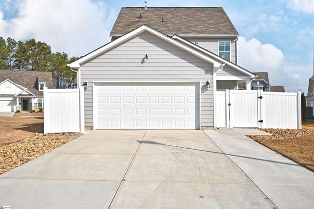 617 Columbus Circle, Simpsonville, SC 29680