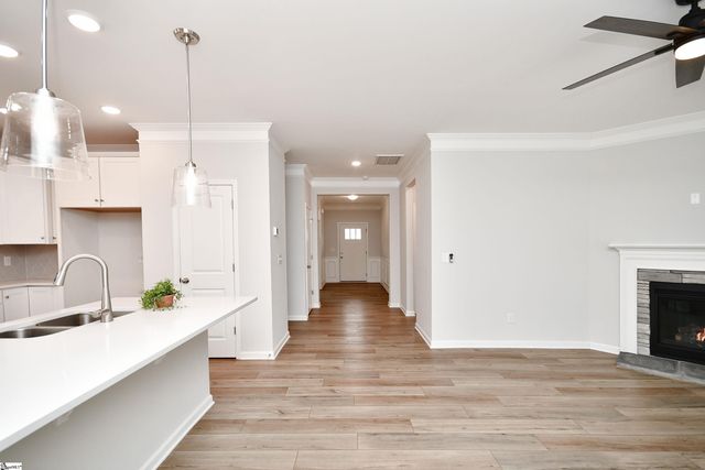 617 Columbus Circle, Simpsonville, SC 29680