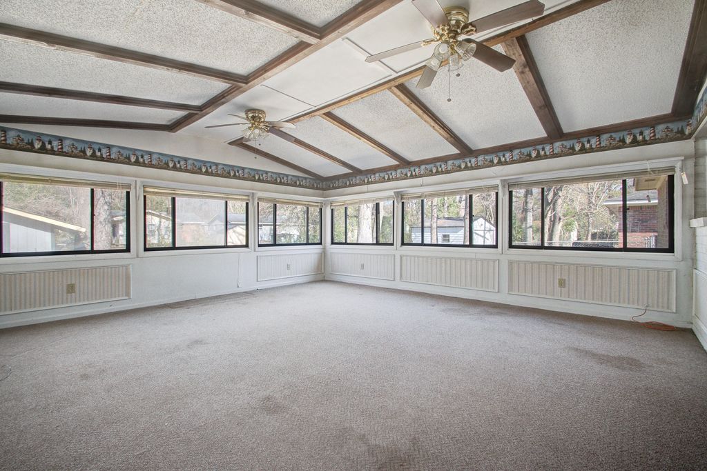 Image 22 of property listing at 114 Froman Drive, Summerville, SC 29483