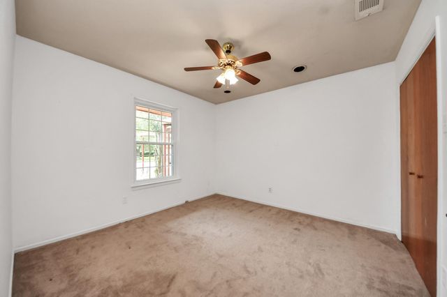 1110 E Brown Lane, Deer Park, TX 77536