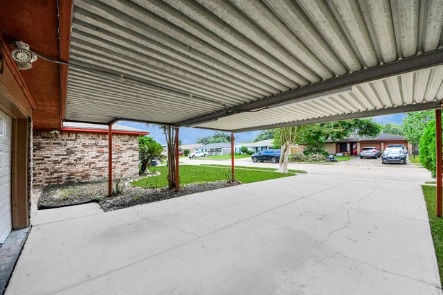 1110 E Brown Lane, Deer Park, TX 77536