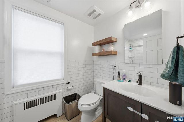 98 Windsor Road, Tenafly, NJ 07670