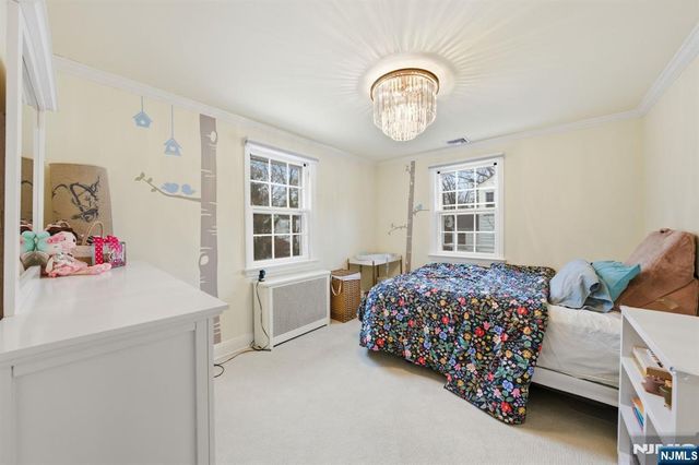 98 Windsor Road, Tenafly, NJ 07670