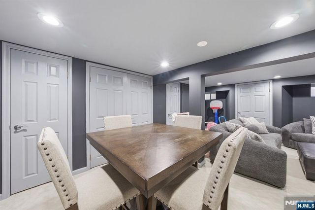 98 Windsor Road, Tenafly, NJ 07670