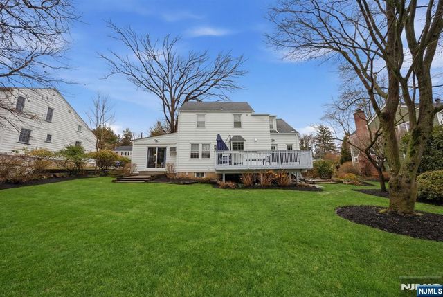 98 Windsor Road, Tenafly, NJ 07670
