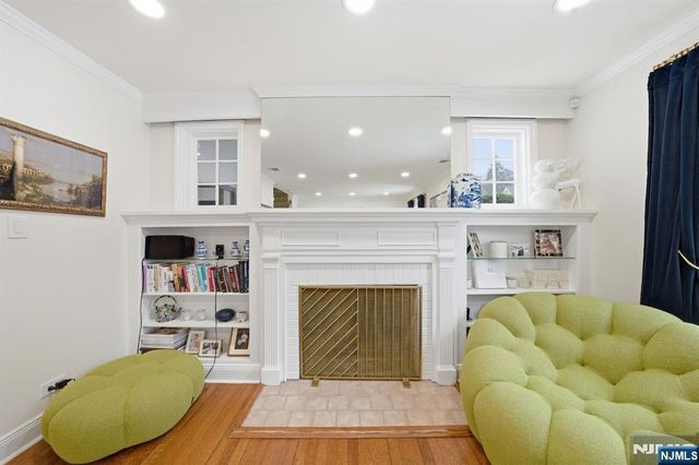 98 Windsor Road, Tenafly, NJ 07670