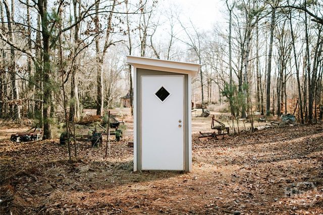 72 Frank Mathews Road, Lexington, GA 30648