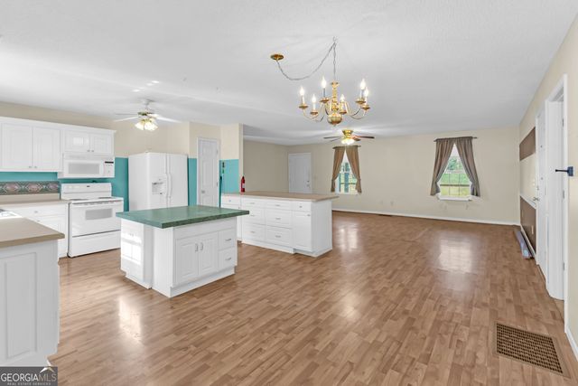 155 Glory Lane, Mount Airy, GA 30563