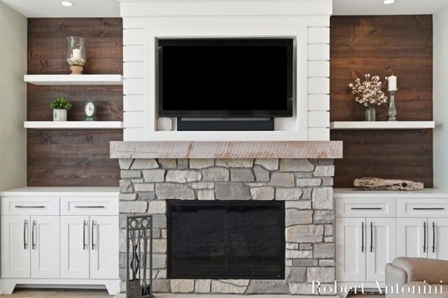 162 Lakeview Drive, Wayland, MI 49348