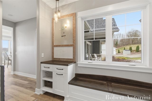 162 Lakeview Drive, Wayland, MI 49348