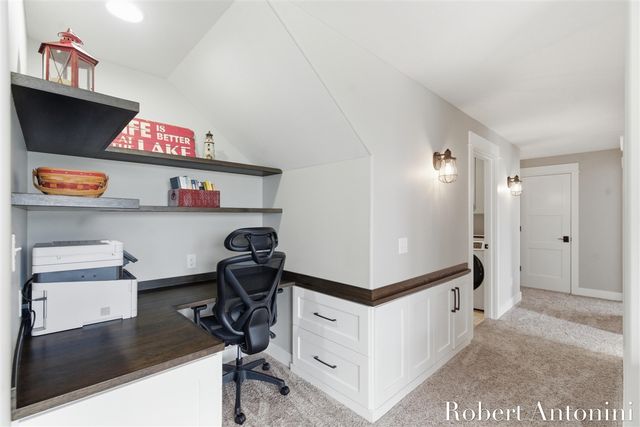 162 Lakeview Drive, Wayland, MI 49348