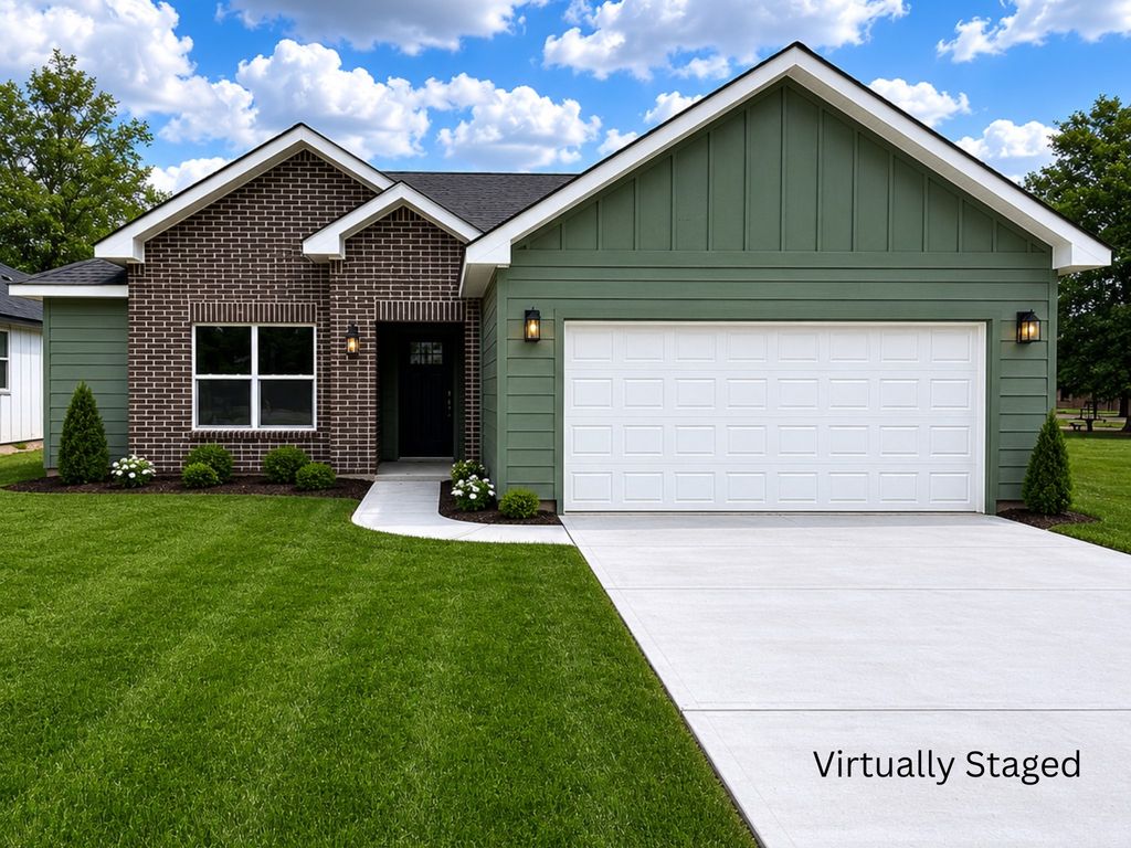 923 Putman Street, Sulphur Springs, TX 75482