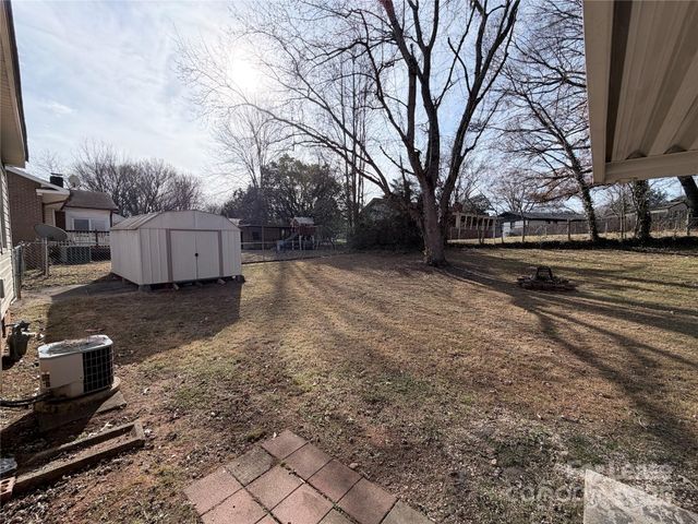 6207 Eagle Peak Drive, Charlotte, NC 28214