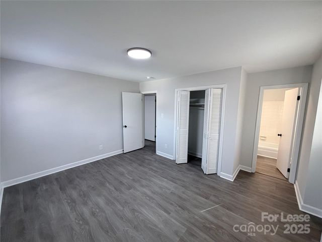 6207 Eagle Peak Drive, Charlotte, NC 28214