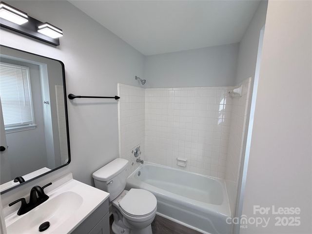 6207 Eagle Peak Drive, Charlotte, NC 28214