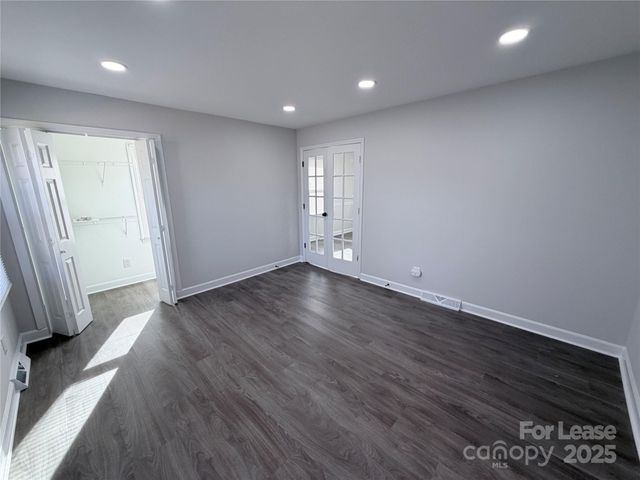 6207 Eagle Peak Drive, Charlotte, NC 28214