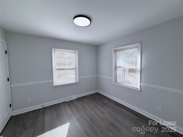 6207 Eagle Peak Drive, Charlotte, NC 28214