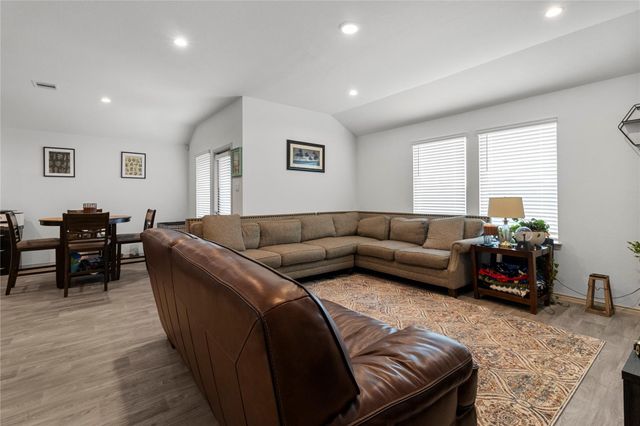 7118 Sunset Creek Drive, Rosenberg, TX 77469