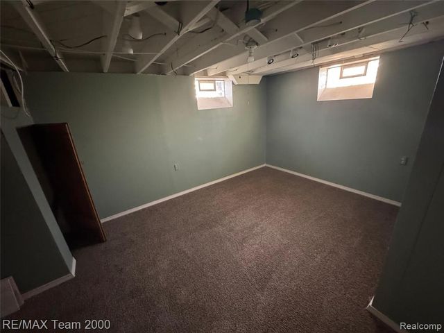 8401 Nightingale Street, Dearborn Heights, MI 48127