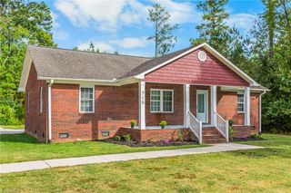 715 Archdale Drive, Lexington, NC 27292