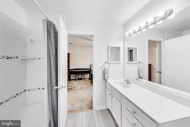 933 BREAKWATER DR, Annapolis, MD 21403