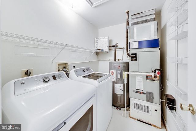 933 BREAKWATER DR, Annapolis, MD 21403