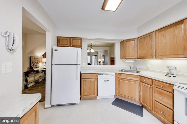 933 BREAKWATER DR, Annapolis, MD 21403