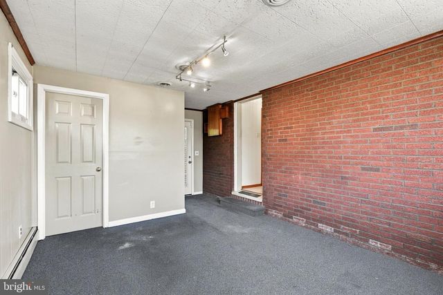 120 S POPLAR ST, Gibbstown, NJ 08027