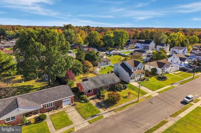 120 S POPLAR ST, Gibbstown, NJ 08027