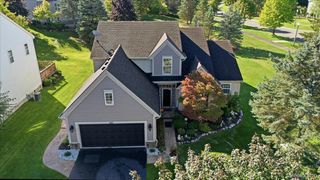 585 Boulder Lake Drive, Oxford Charter Township, MI 48371
