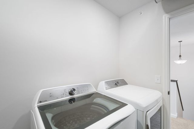 1011 130th Court E, Rosemount, MN 55068