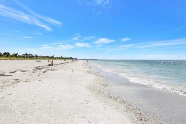 1800 PASS-A-GRILLE WAY 5, St Pete Beach, FL 33706