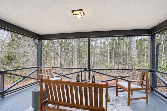 282 Autumn Lane, Carlisle, MA 01741