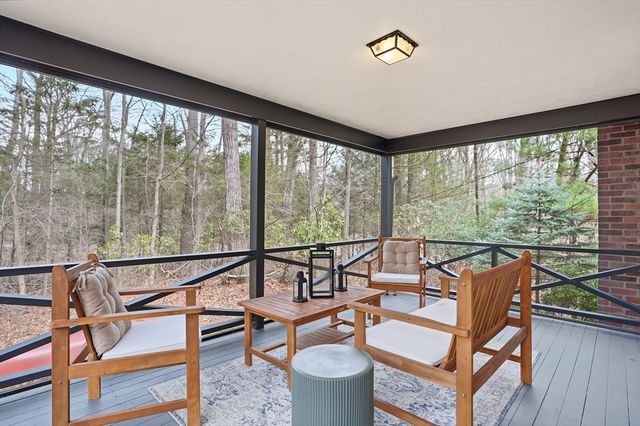 282 Autumn Lane, Carlisle, MA 01741