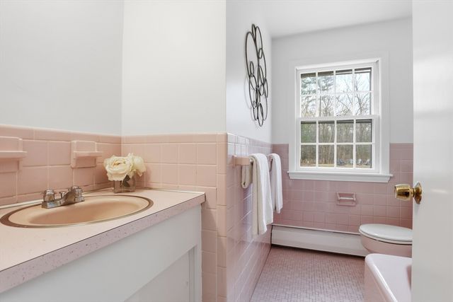 282 Autumn Lane, Carlisle, MA 01741