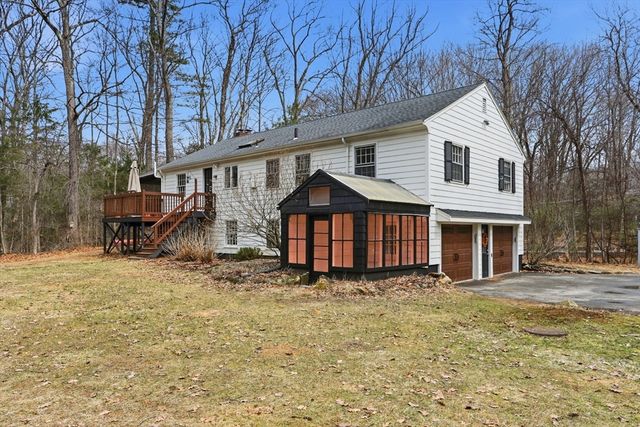 282 Autumn Lane, Carlisle, MA 01741
