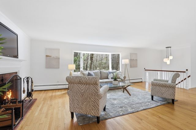 282 Autumn Lane, Carlisle, MA 01741