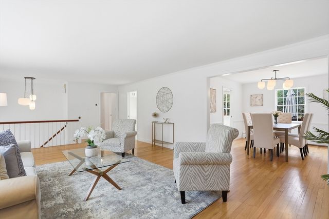 282 Autumn Lane, Carlisle, MA 01741