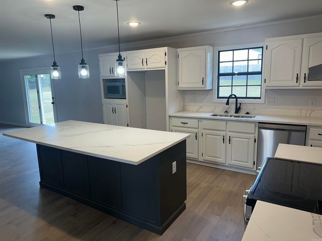 203 Bellwood, Paragould, AR 72450