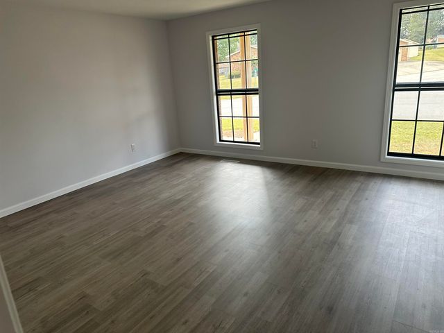 203 Bellwood, Paragould, AR 72450