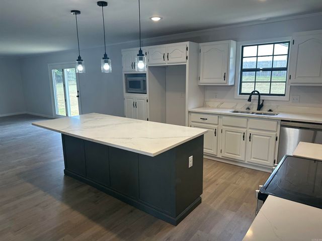 203 Bellwood, Paragould, AR 72450