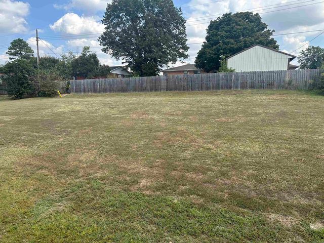 203 Bellwood, Paragould, AR 72450