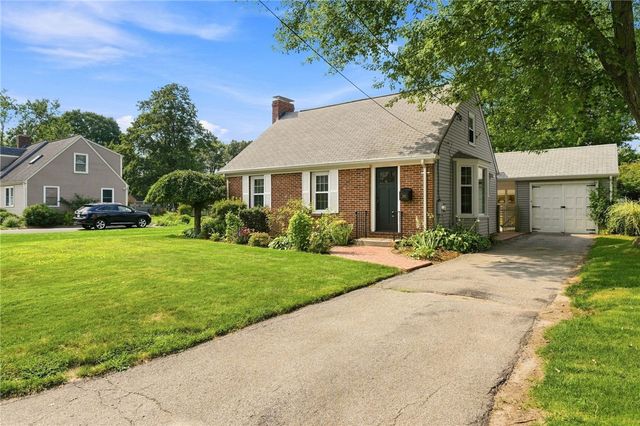 140 Myrtle Avenue, Warwick, RI 02886