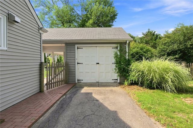 140 Myrtle Avenue, Warwick, RI 02886