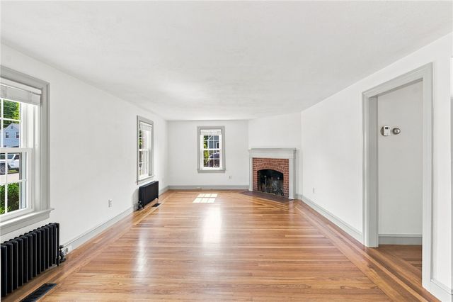 140 Myrtle Avenue, Warwick, RI 02886