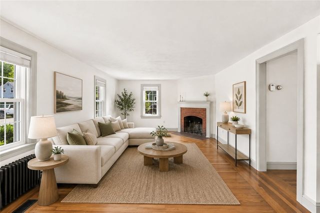 140 Myrtle Avenue, Warwick, RI 02886